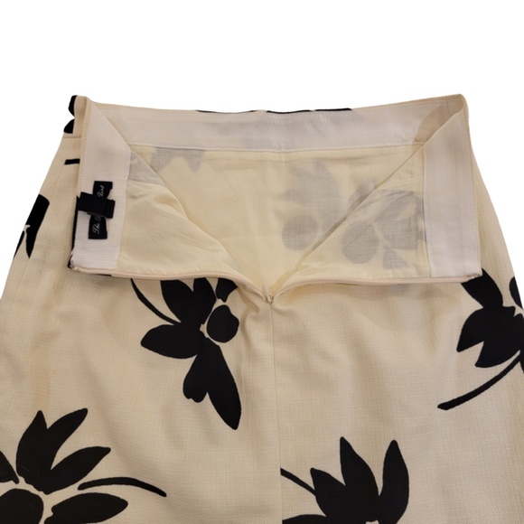J Crew Pencil Skirt Size 00P Petite White Black Floral Print Textured Cotton - Picture 4 of 7